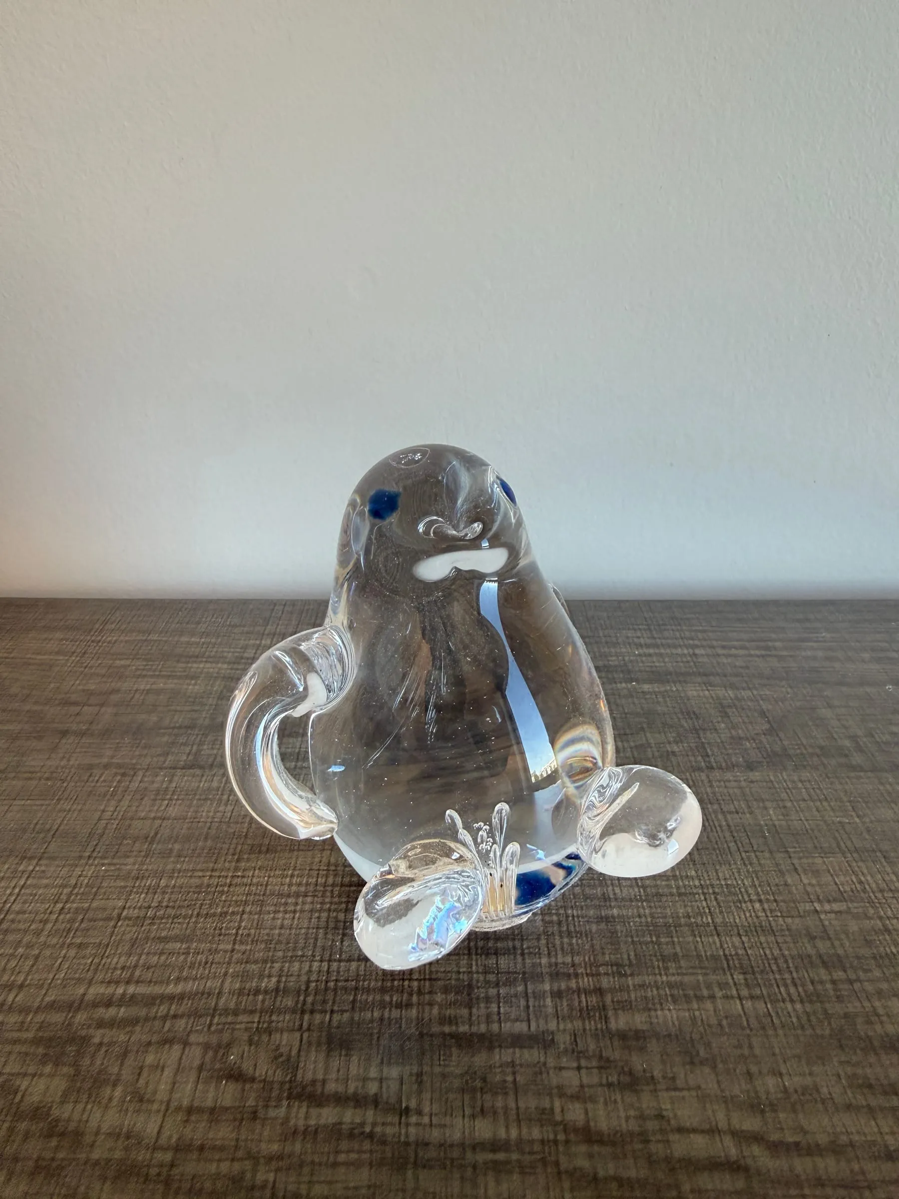 A clear penguin